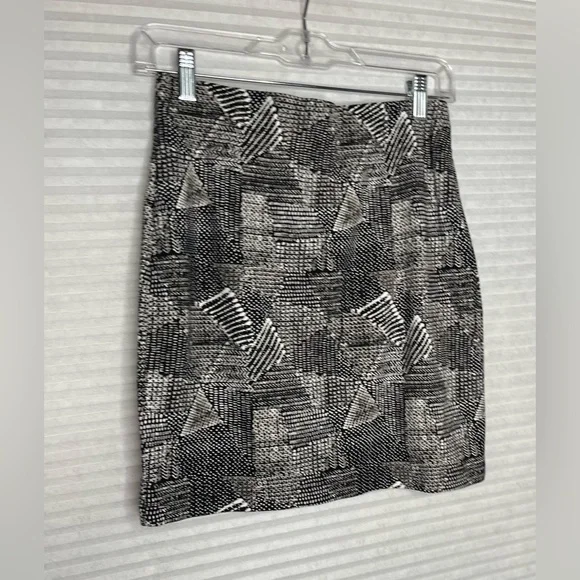 • Madewell • Downtown Skirt Batik Black Size Small Elastic Waist Band Geometric - Picture 10 of 11
